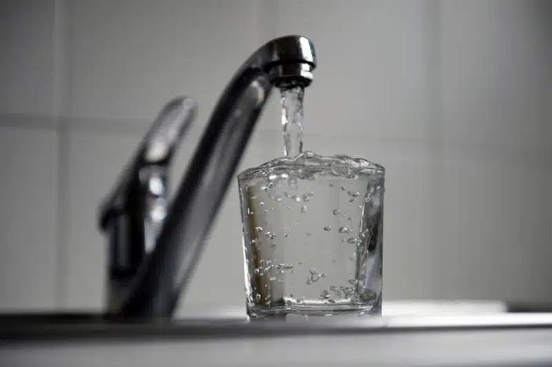Les meilleures solutions pour un traitement efficace de l'eau à domicile